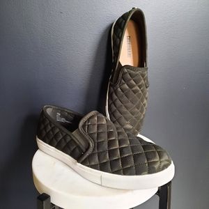 Quilted Green Slip On Sneakers